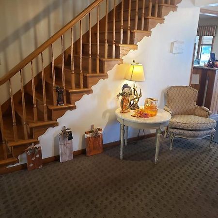 Deer Creek Motel Кембридж Екстер'єр фото